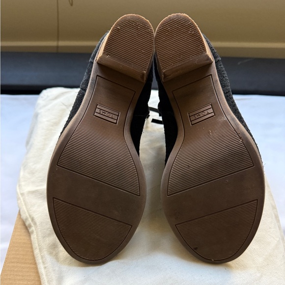 Tom’s Black Suede Perforated Bootie - Picture 4 of 5